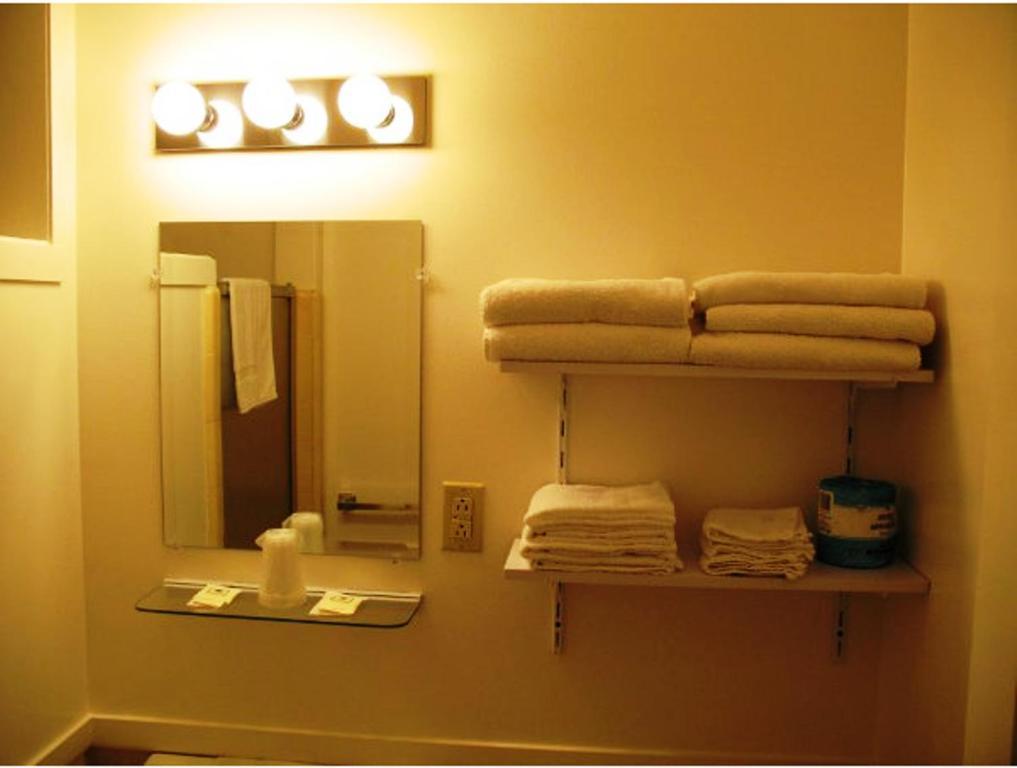 Golden West Motel Кламат Фолс Стая снимка